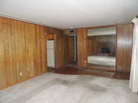 5038 Debbie Ln, Redding, CA 96002 photo 3