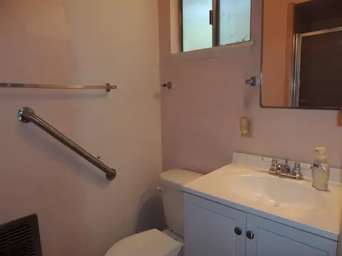 5038 Debbie Ln, Redding, CA 96002 photo 10