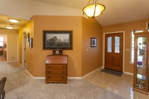 2290 Cumberland Dr, Redding, CA 96001 photo 7