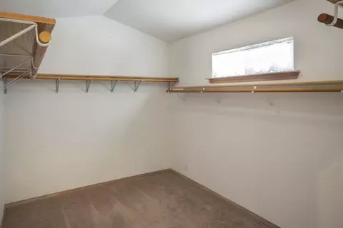2110 Alden Ave, Redding, CA 96002 photo 10