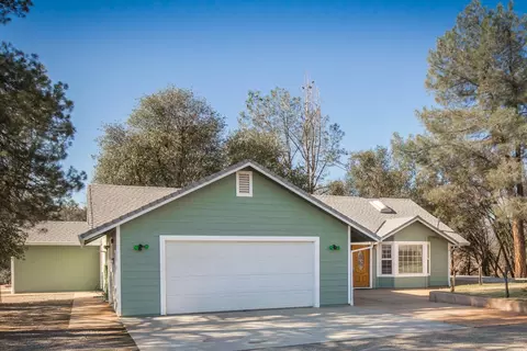 2110 Alden Ave, Redding, CA 96002 photo 1