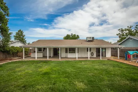 3152 Seminole Dr, Redding, CA 96001 photo 13
