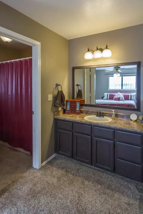 3152 Seminole Dr, Redding, CA 96001 photo 8