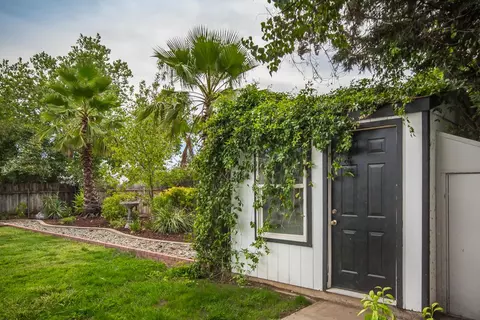3152 Seminole Dr, Redding, CA 96001 photo 12