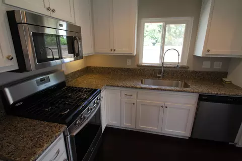 3250 Panorama Dr, Redding, CA 96003 photo 6