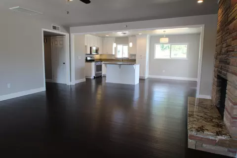 3250 Panorama Dr, Redding, CA 96003 photo 5