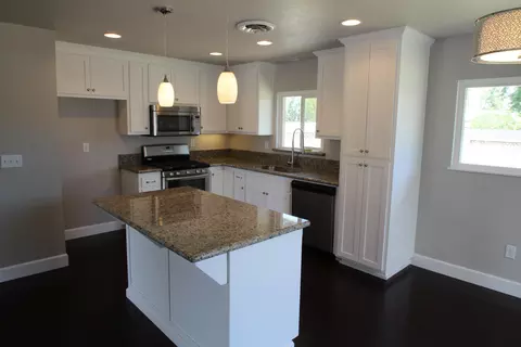 3250 Panorama Dr, Redding, CA 96003 photo 9