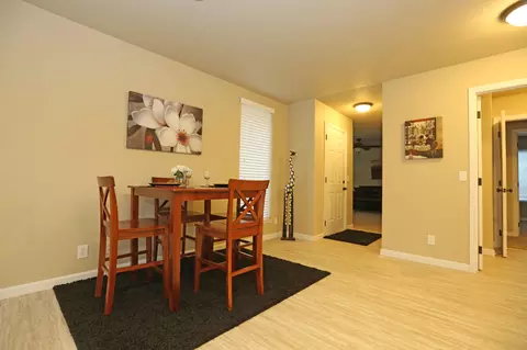 6979 Irving Rd, Redding, CA 96001 photo 3