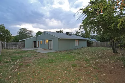 6979 Irving Rd, Redding, CA 96001 photo 12