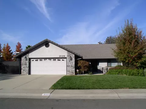 2126 Sageway Dr, Redding, CA 96003 photo 1