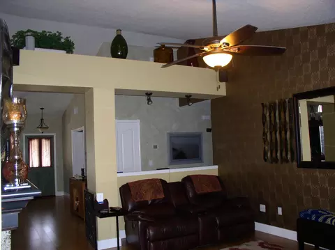 2126 Sageway Dr, Redding, CA 96003 photo 2