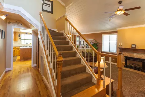 1631 El Capitan Dr, Redding, CA 96001 photo 5