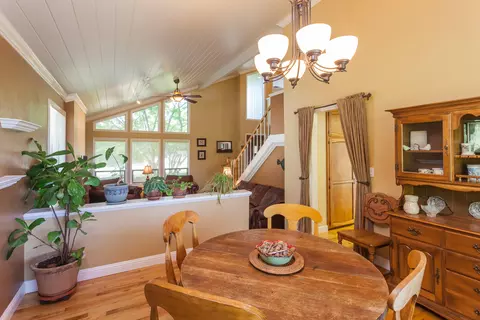 1631 El Capitan Dr, Redding, CA 96001 photo 11