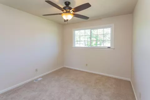 3355 Scenic Dr, Redding, CA 96001 photo 28