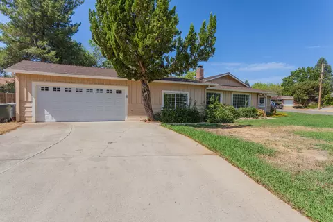 3355 Scenic Dr, Redding, CA 96001 photo 1