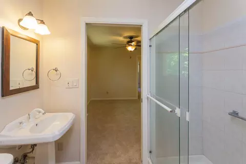 3355 Scenic Dr, Redding, CA 96001 photo 21