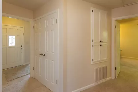 3355 Scenic Dr, Redding, CA 96001 photo 27