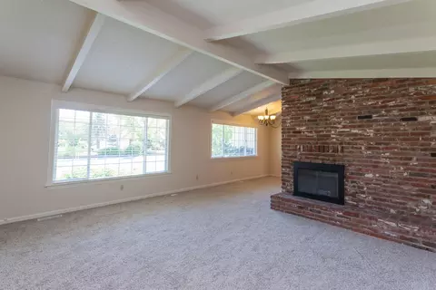 3355 Scenic Dr, Redding, CA 96001 photo 8