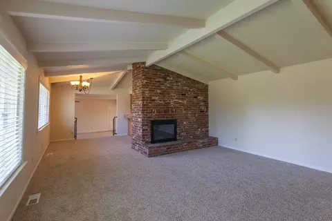 3355 Scenic Dr, Redding, CA 96001 photo 9