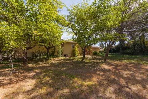 3355 Scenic Dr, Redding, CA 96001 photo 36
