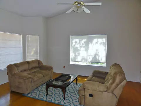 19226 Snowburst Ct, Redding, CA 96003 photo 3