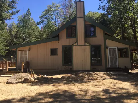 15649 Phillips Rd, Oak Run, CA 96069 photo 2
