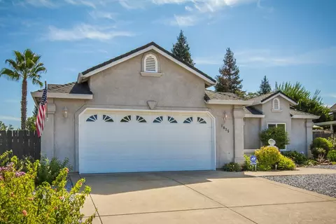 1035 Hillsdale Ct, Redding, CA 96003 photo 1
