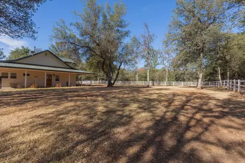 21110 Rae Ln, Redding, CA 96003 photo 39
