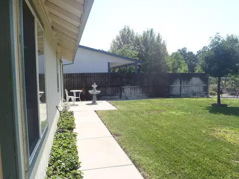 3353 Nathan Dr, Anderson, CA 96007 photo 5