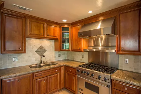 4135 Villa Dr, Redding, CA 96001 photo 21