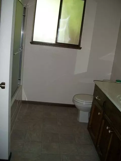 7085 Tucker Ln, Redding, CA 96002 photo 15