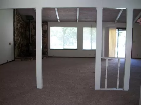 7085 Tucker Ln, Redding, CA 96002 photo 6