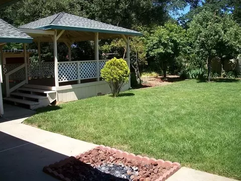 7085 Tucker Ln, Redding, CA 96002 photo 19