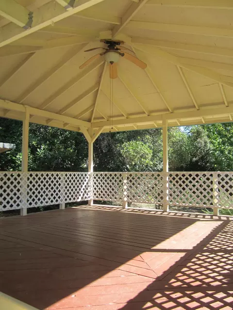 7085 Tucker Ln, Redding, CA 96002 photo 23