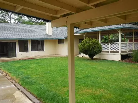 7085 Tucker Ln, Redding, CA 96002 photo 20