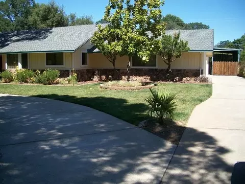 7085 Tucker Ln, Redding, CA 96002 photo 1