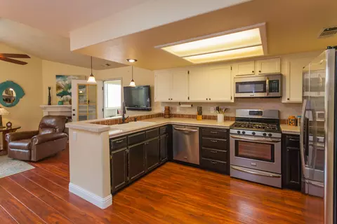 724 Springer Dr, Redding, CA 96003 photo 8
