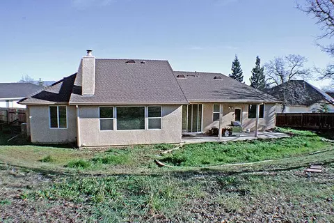 1015 Tulare Ct, Redding, CA 96003 photo 5