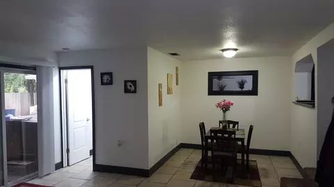 6943 Pistachio Ln, Redding, CA 96002 photo 5