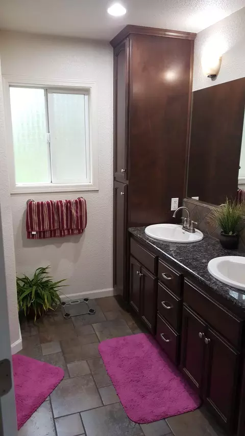 6943 Pistachio Ln, Redding, CA 96002 photo 8