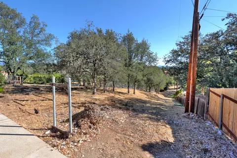 2600 Starlight, Redding, CA 96001 photo 7
