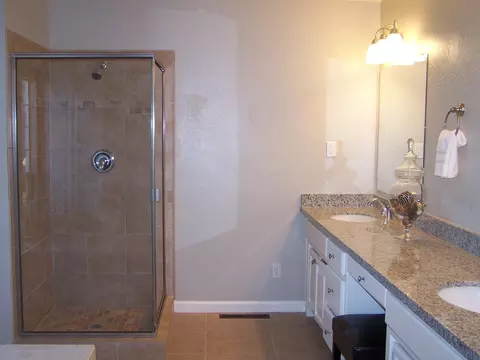 22390 Gyle Rd, Gerber, CA 96035 photo 9