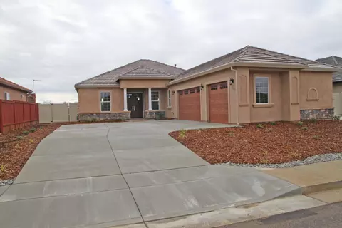 3860 Thomason Trl, Redding, CA 96002 photo 1