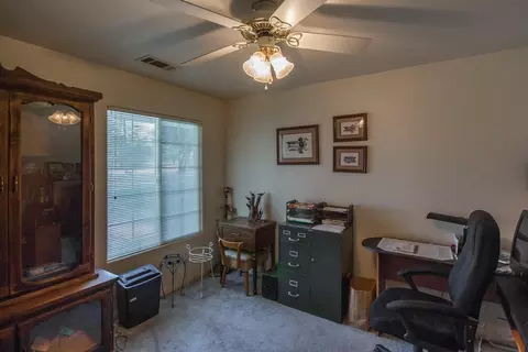 20067 Sylvia Ln, Redding, CA 96002 photo 6