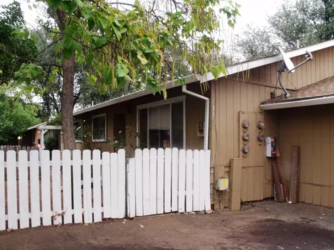 1142 Del Sol Pl, Redding, CA 96002 photo 1
