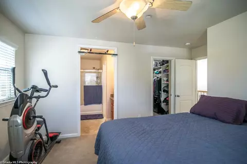 2377 La Villa Way, Redding, CA 96003 photo 14
