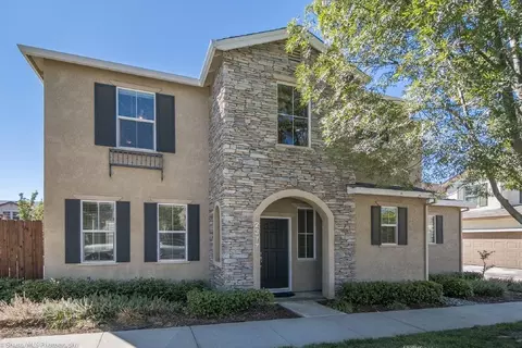 2377 La Villa Way, Redding, CA 96003 photo 1