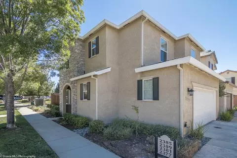 2377 La Villa Way, Redding, CA 96003 photo 3