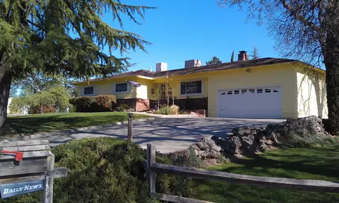 14330 Casa Linda Ct, Red Bluff, CA 96080 photo 1