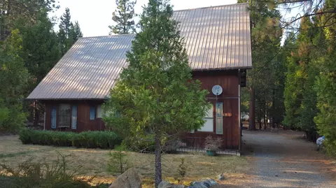 301 Maude Ave, Trinity Center, CA 96091 photo 1